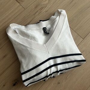 H&M Classic White V-Neck Sweater with Black Stripes
